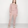 Bester Verkauf 🌟 Even&Odd Damen Off Shoulder&Jogger Set - Sweatshirt - Pink ✔️ 1 Bester Verkauf 🌟 Even&Odd Damen Off Shoulder&Jogger Set - Sweatshirt - Pink ✔️ -Even Od Verkaufe 9b56e9cb63434676bacd8743f96ed372