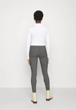 Großhandel 👏 Even&Odd Damen 2 PACK - Strickpullover - Black/white 🔥 -Even Od Verkaufe e4ccb4a491b944f8a502c12963fd630b